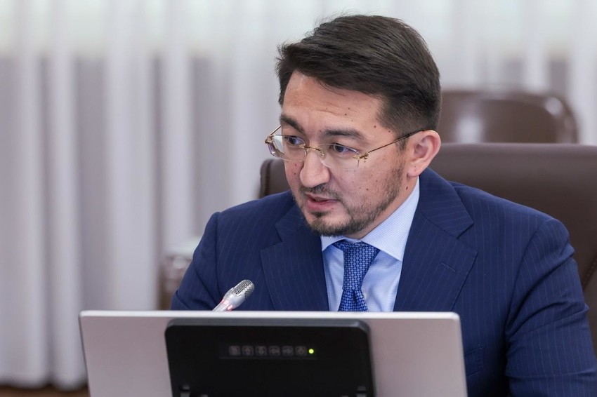 Жаслан Мәдиев Мусиннің орнына министр болып тағайындалды