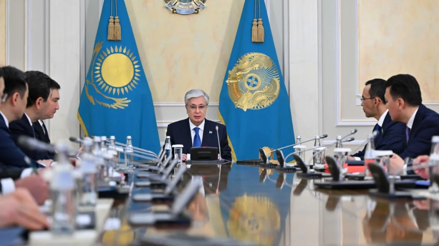 Президент көлік саласындағы кемшіліктер үшін министрге сөгіс берді
