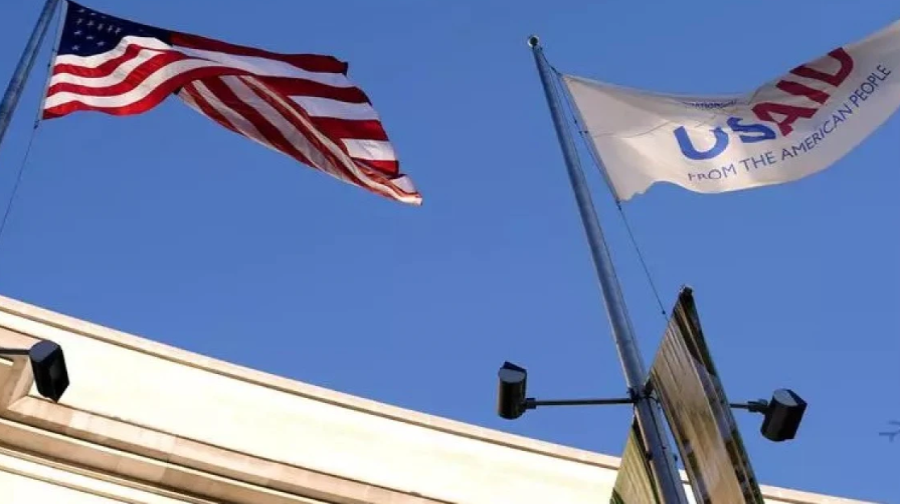 Tramp AQSH-tyń Halqaralyq damý agenttigine qatysty qandaı sheshim shyǵarmaq