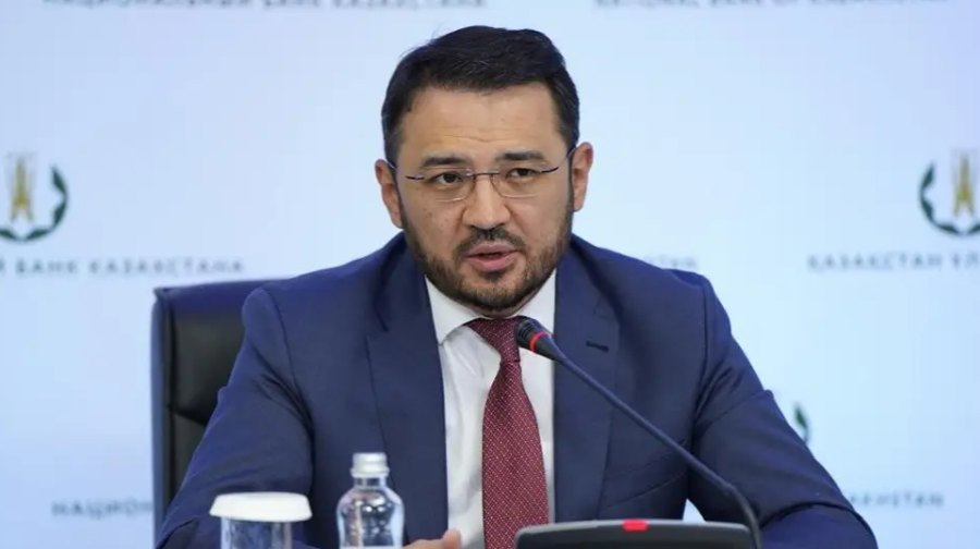 Zeınetaqy qory jyldyń basynda ınvestısıalyq tabys nelikten mınýsqa ketkenin túsindirdi