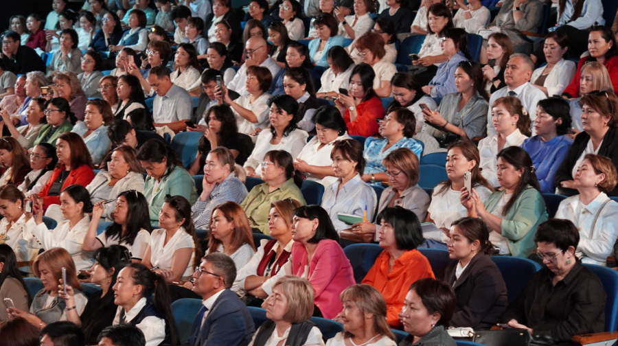 Qazaqstan men Túrkıa kitiphana júıesin birlesip damytpaq