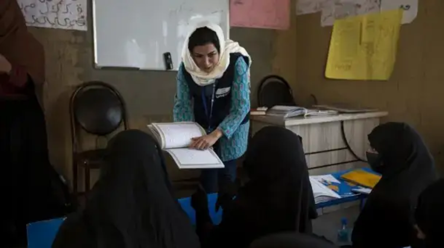 Ауғанстанда 1,4 млн оқушы қыз орта білім алу мүмкіндігінен айырылған